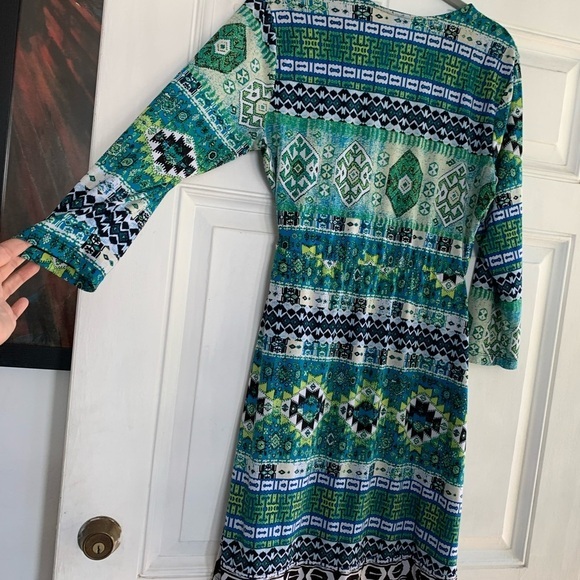 Beige By ECI brand Dress - Size 10 3/4 sleeve & A-line Aztec‎ Blue Green - Picture 6 of 6